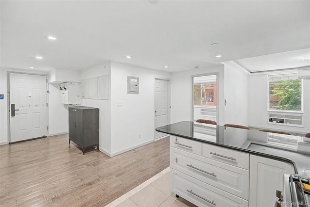 43-17 Union Street 2A, Flushing, NY 11355