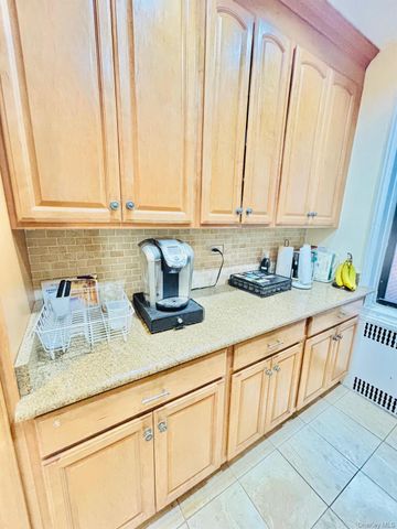 1171 Ocean Parkway 2B, Brooklyn, NY 11230