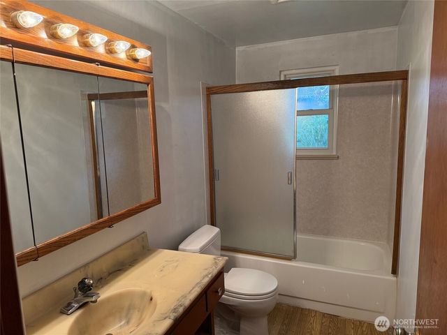 20823 59th Place SW, Lynnwood, WA 98036