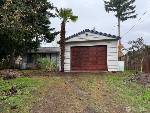 20823 59th Place SW, Lynnwood, WA 98036