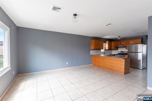 363-365 Summer Street, Paterson, NJ 07501