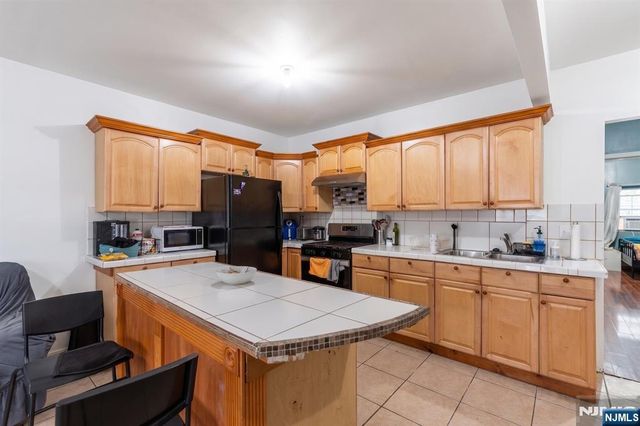 363-365 Summer Street, Paterson, NJ 07501