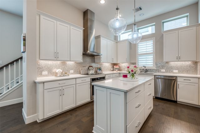 5917 Evening Star Place, Dallas, TX 75235