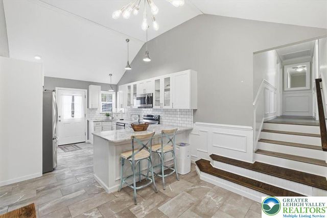 1572 Gardner Road, Stroudsburg, PA 18360