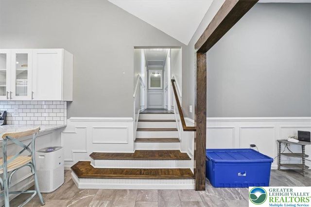 1572 Gardner Road, Stroudsburg, PA 18360