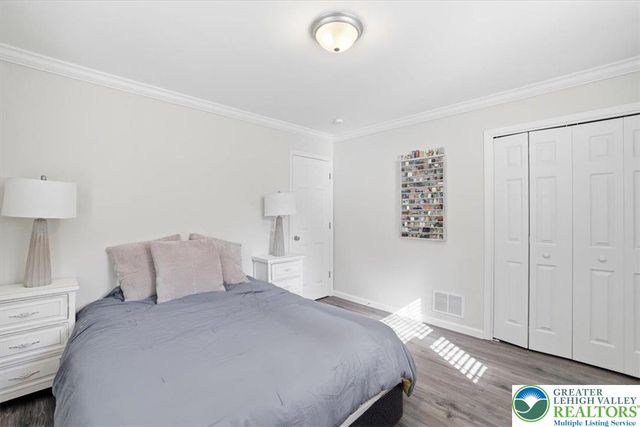 1572 Gardner Road, Stroudsburg, PA 18360