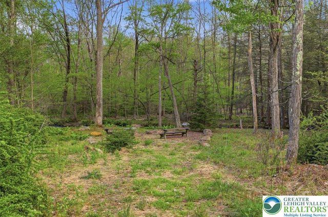 1572 Gardner Road, Stroudsburg, PA 18360