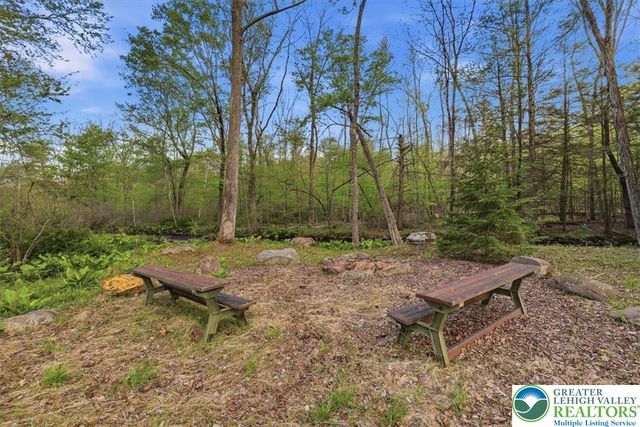 1572 Gardner Road, Stroudsburg, PA 18360
