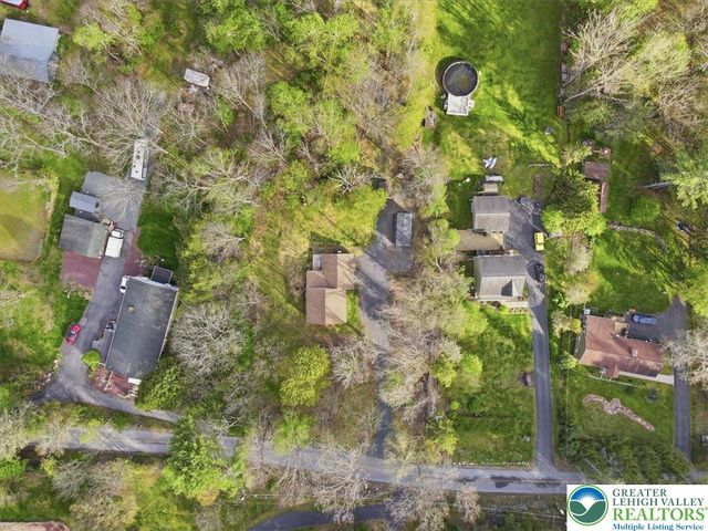 1572 Gardner Road, Stroudsburg, PA 18360