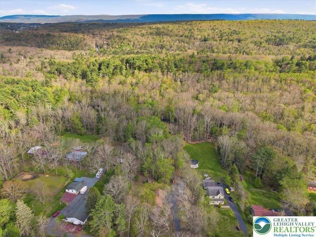 1572 Gardner Road, Stroudsburg, PA 18360