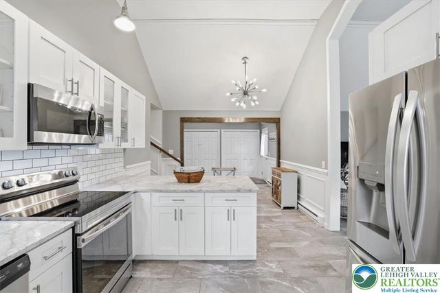 1572 Gardner Road, Stroudsburg, PA 18360