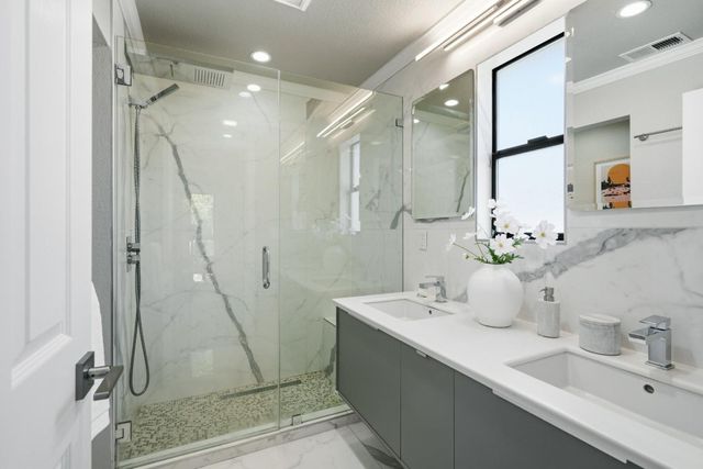 1280 Balboa Avenue, Burlingame, CA 94010