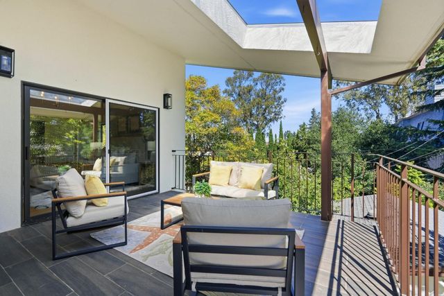 1280 Balboa Avenue, Burlingame, CA 94010