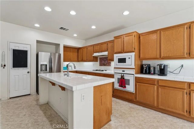 29071 Summersweet Place, Murrieta, CA 92563