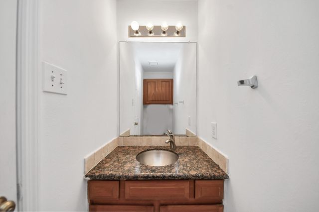 1608 Keystone Drive, Friendswood, TX 77546