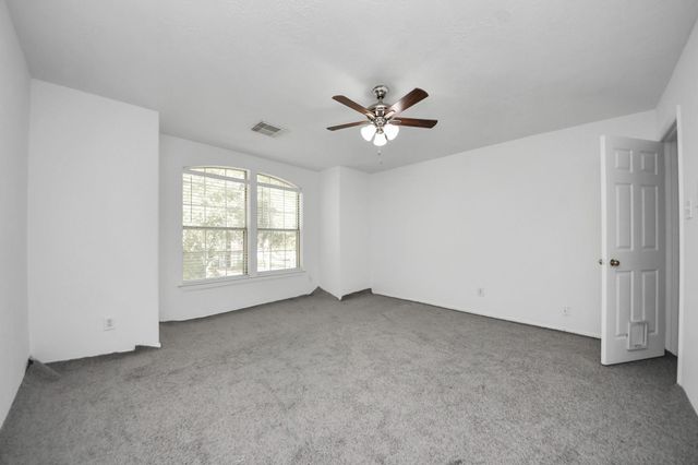 1608 Keystone Drive, Friendswood, TX 77546