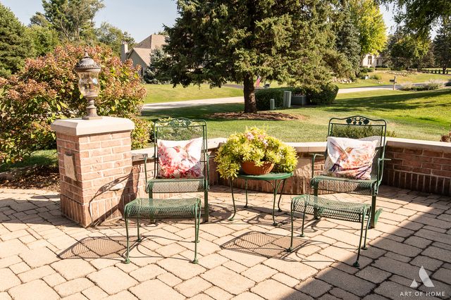 1133 Bull Valley Drive, Woodstock, IL 60098