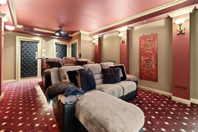 1133 Bull Valley Drive, Woodstock, IL 60098