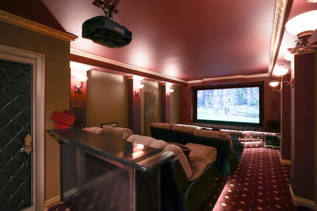 1133 Bull Valley Drive, Woodstock, IL 60098