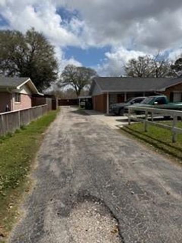9727 Radio Street, Houston, TX 77075