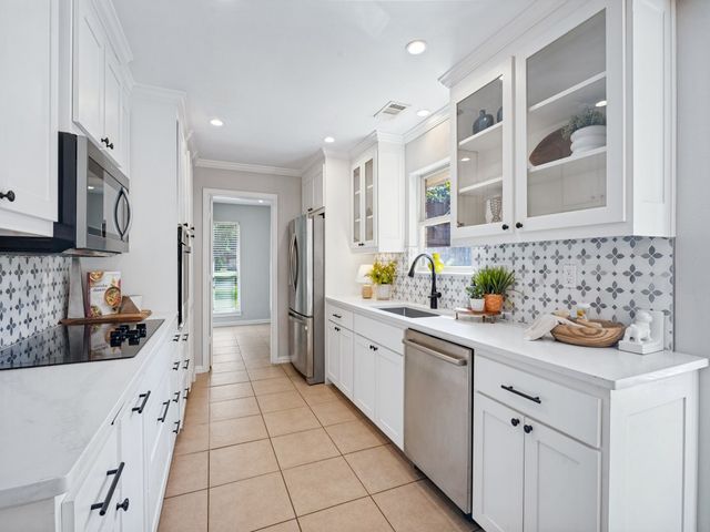 1811 Centenary Drive, Richardson, TX 75081