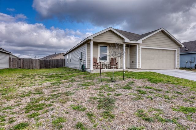 3205 Wrangler St, Robstown, TX 78380