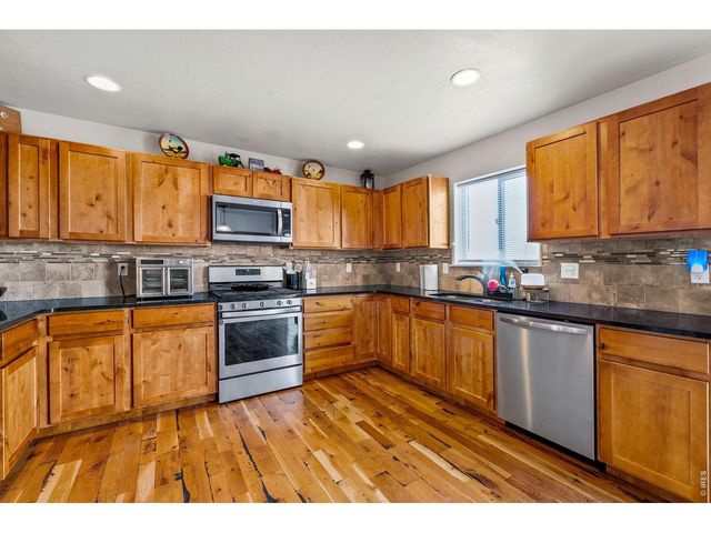 1114 Cottontail Ln, Wiggins, CO 80654