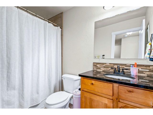 1114 Cottontail Ln, Wiggins, CO 80654