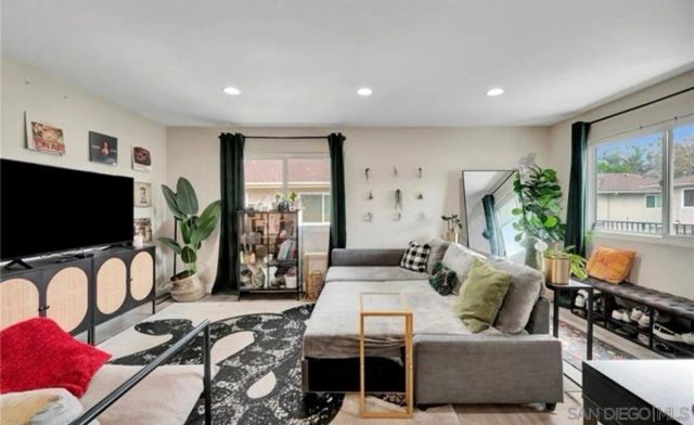 12115 Wintergreen Dr 4, Lakeside, CA 92040