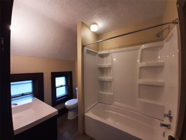 757 17th Street, Des Moines, IA 50314