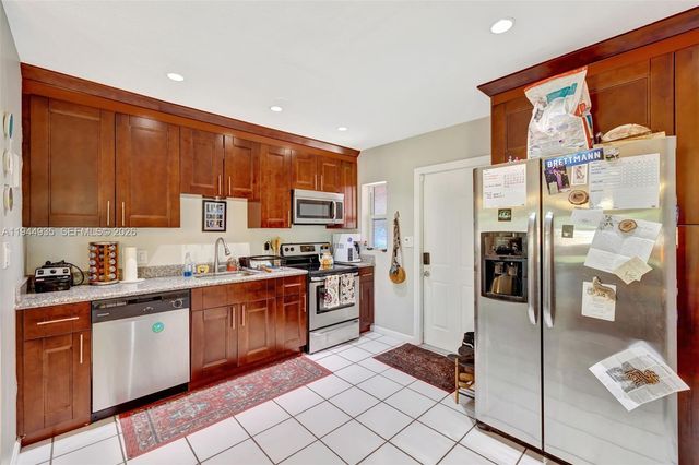 508 NW 16th St, Fort Lauderdale, FL 33311