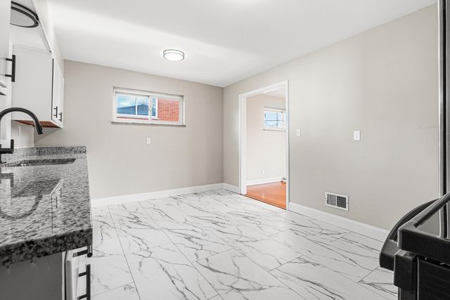 444 Mcalpin Avenue, Erlanger, KY 41018