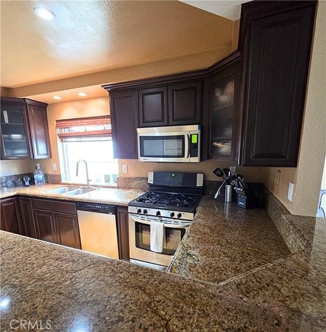 12335 Hilldale Court, Pacoima (los Angeles), CA 91331