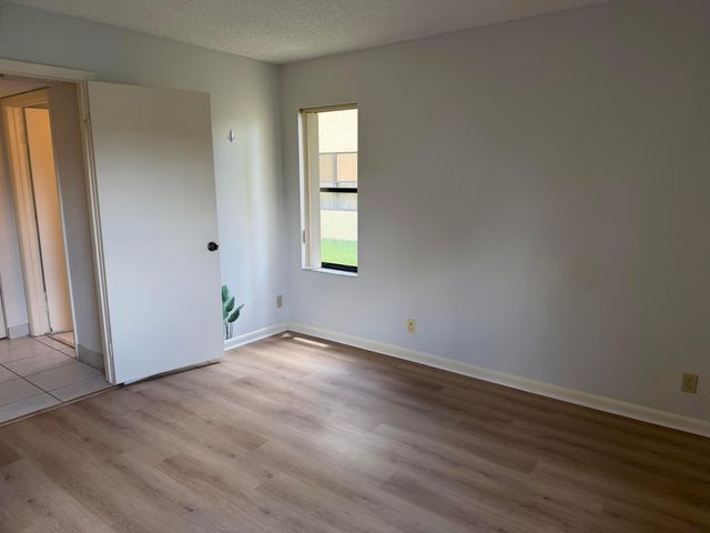 4692 Lucerne Lakes Boulevard E 106, Lake Worth, FL 33467