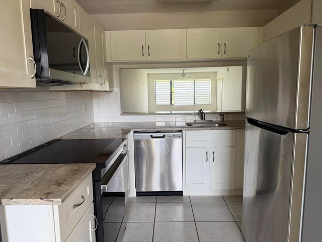 4692 Lucerne Lakes Boulevard E 106, Lake Worth, FL 33467
