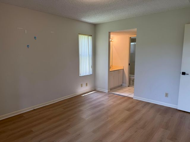 4692 Lucerne Lakes Boulevard E 106, Lake Worth, FL 33467
