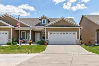 1592 SE Blackthorne Drive, Waukee, IA 50263