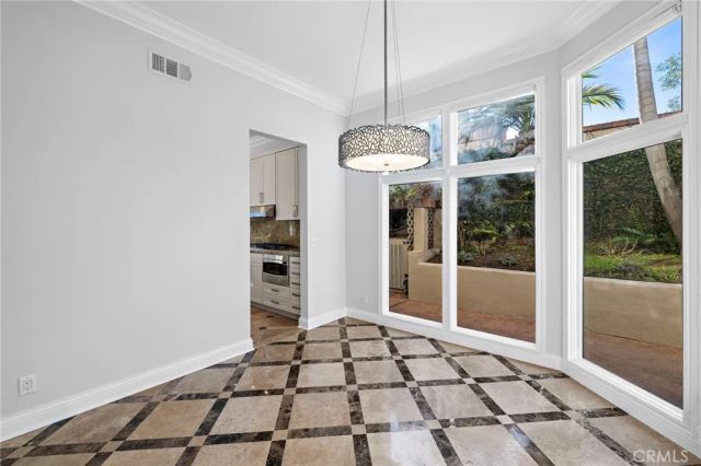 9703 Keeneland, La Jolla, CA 92037