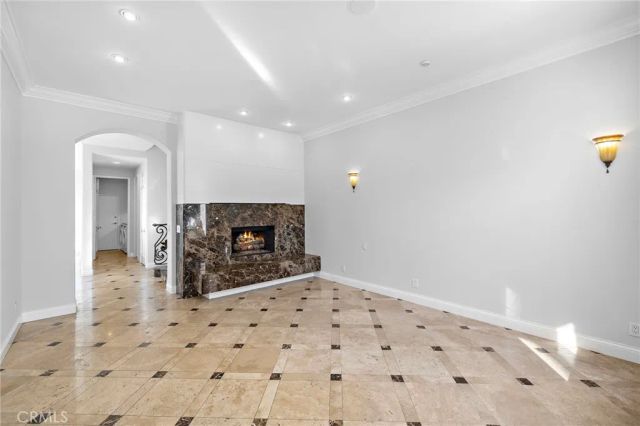 9703 Keeneland, La Jolla, CA 92037