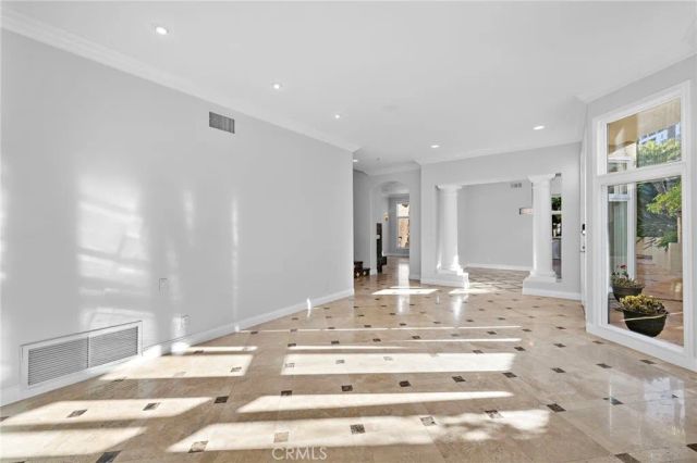 9703 Keeneland, La Jolla, CA 92037