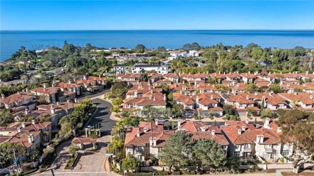 9703 Keeneland, La Jolla, CA 92037