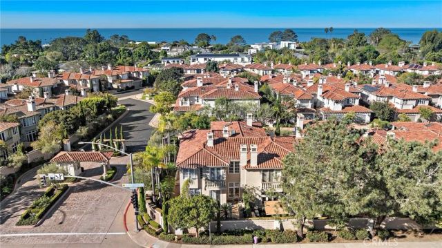 9703 Keeneland, La Jolla, CA 92037