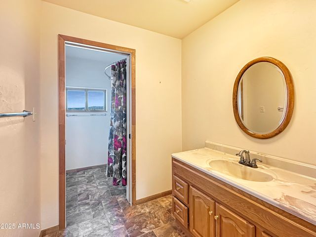 4580 E Roundup Road, Rimrock, AZ 86335