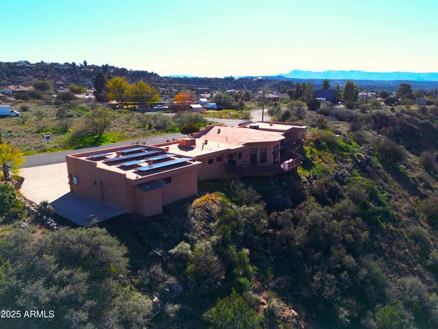 4580 E Roundup Road, Rimrock, AZ 86335