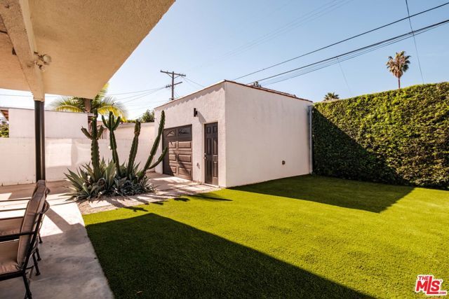 2331 S Cloverdale Avenue, Los Angeles, CA 90016