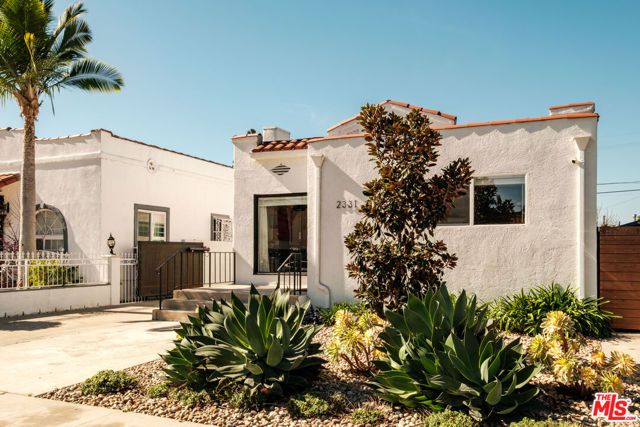 2331 S Cloverdale Avenue, Los Angeles, CA 90016