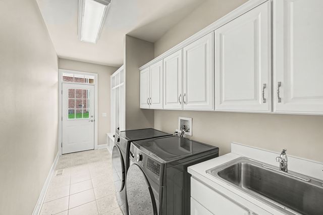 1811 Charity Dr, Brentwood, TN 37027