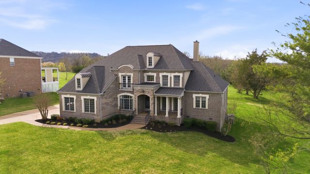 1811 Charity Dr, Brentwood, TN 37027