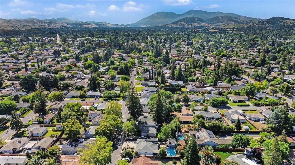 Image 32 of property listing at 1815 Granada Drive, Concord, CA 94519