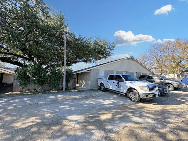 20115 San Marcos Highway 2B, San Marcos, TX 78666